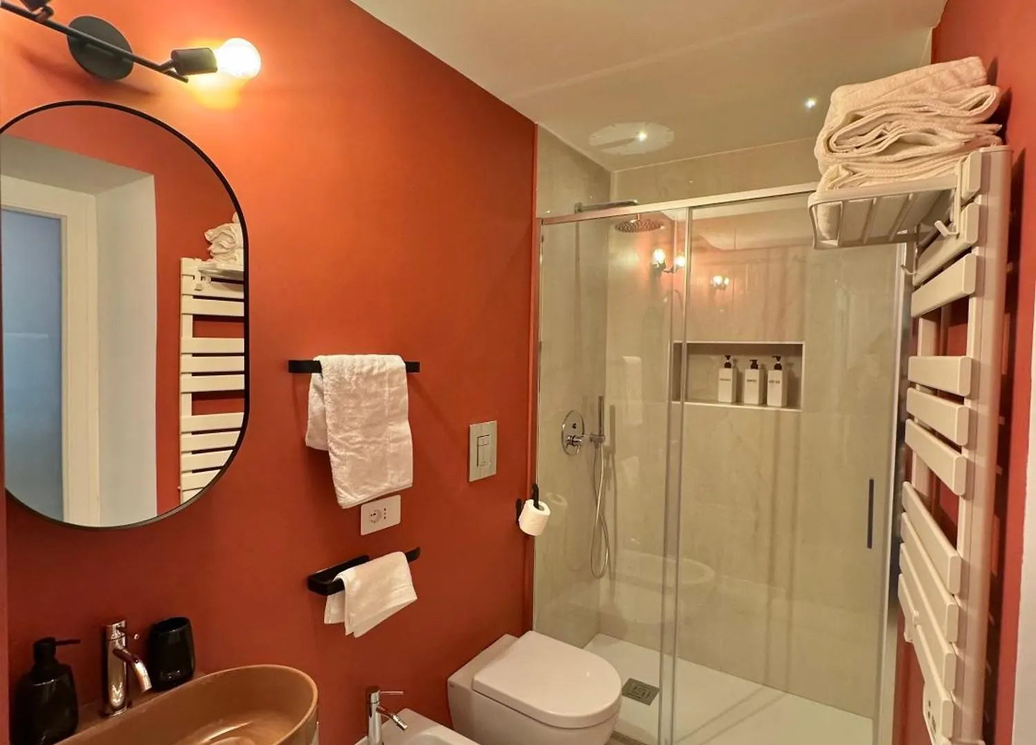 Alma De Chiaja - Design Suites & Apartments Naples 0*,