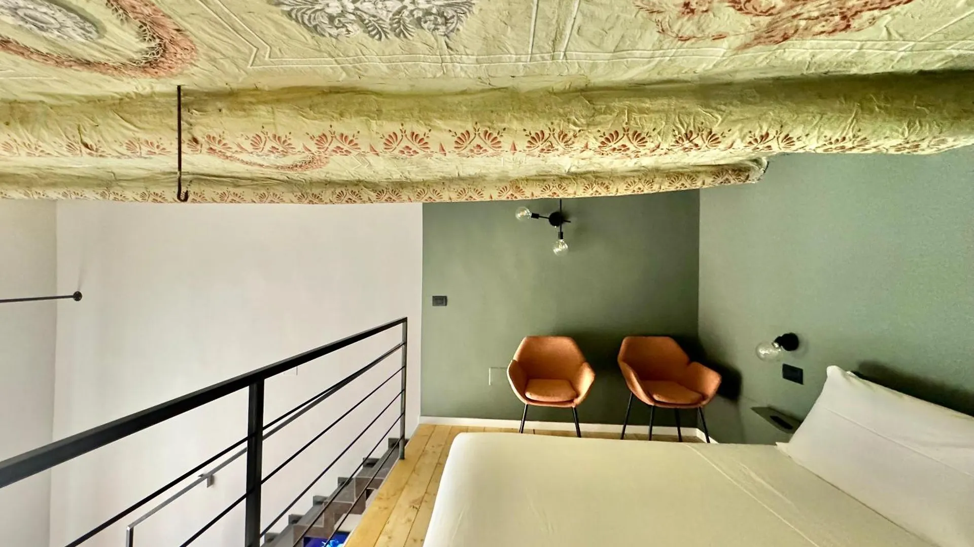 Alma De Chiaja - Design Suites & Apartments Naples
