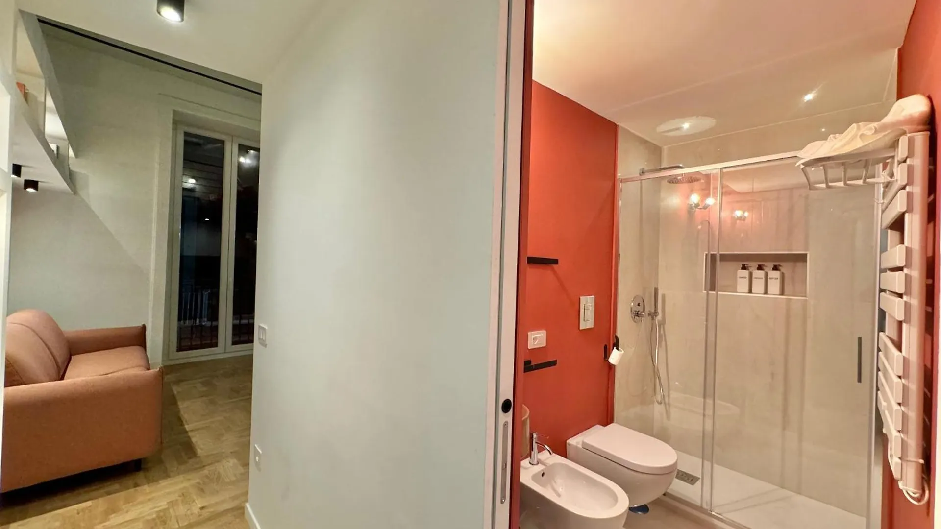 Alma De Chiaja - Design Suites & Apartments Naples Italy
