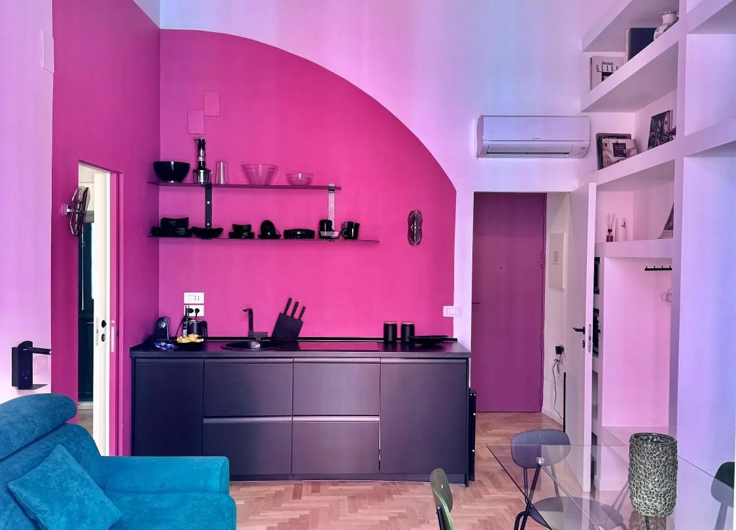 Alma De Chiaja - Design Suites & Apartments Naples