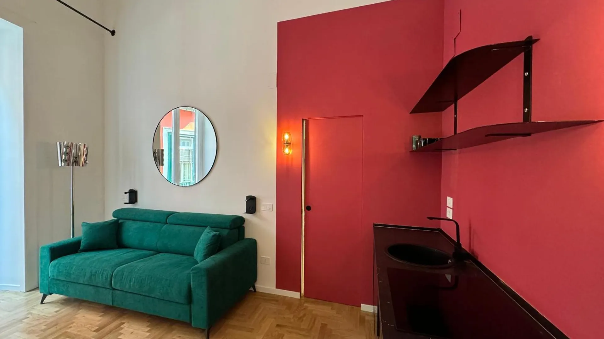 Alma De Chiaja - Design Suites & Apartments Neapel