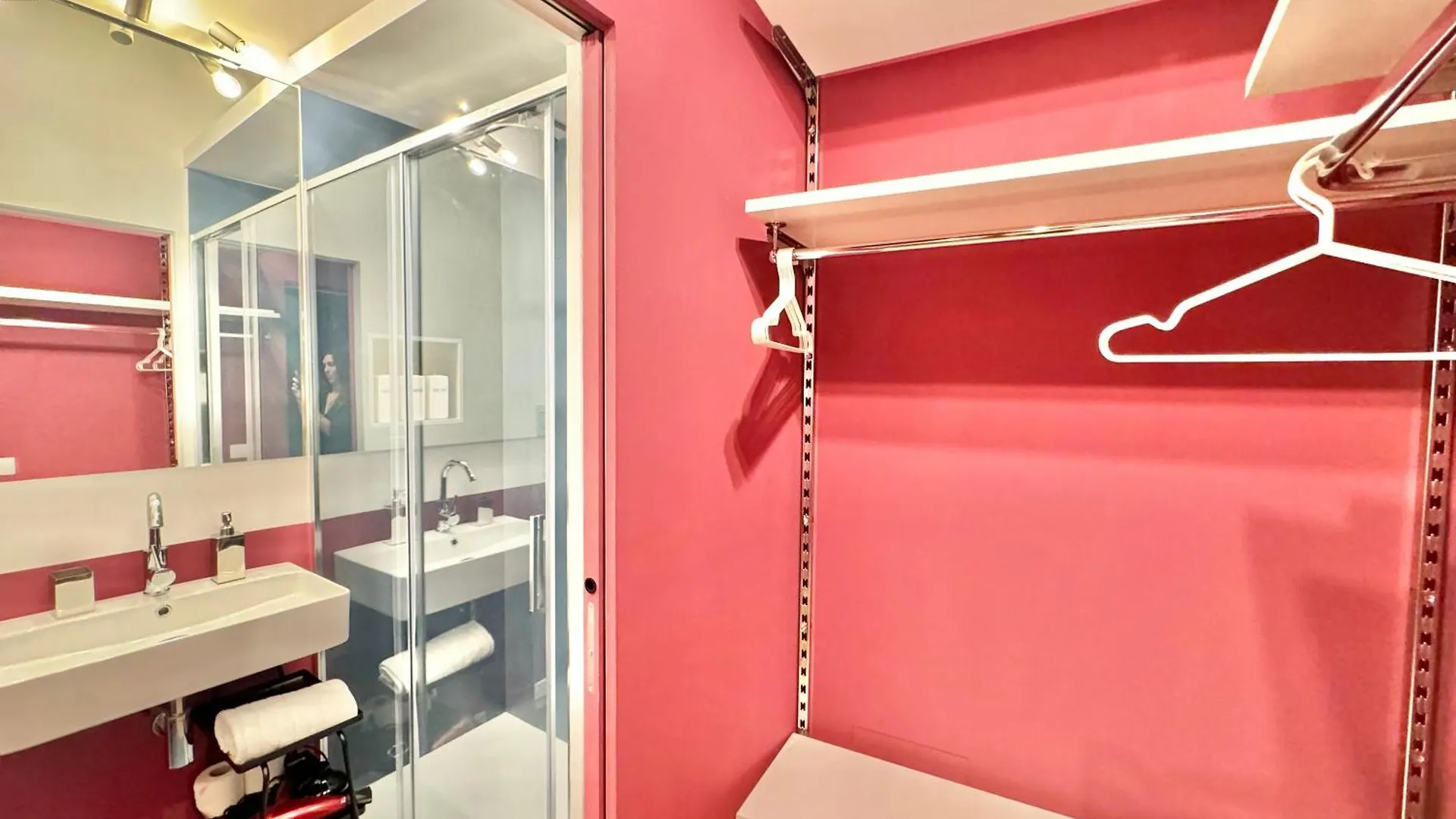 Alma De Chiaja - Design Suites & Apartments Neapel 0*,  Italien
