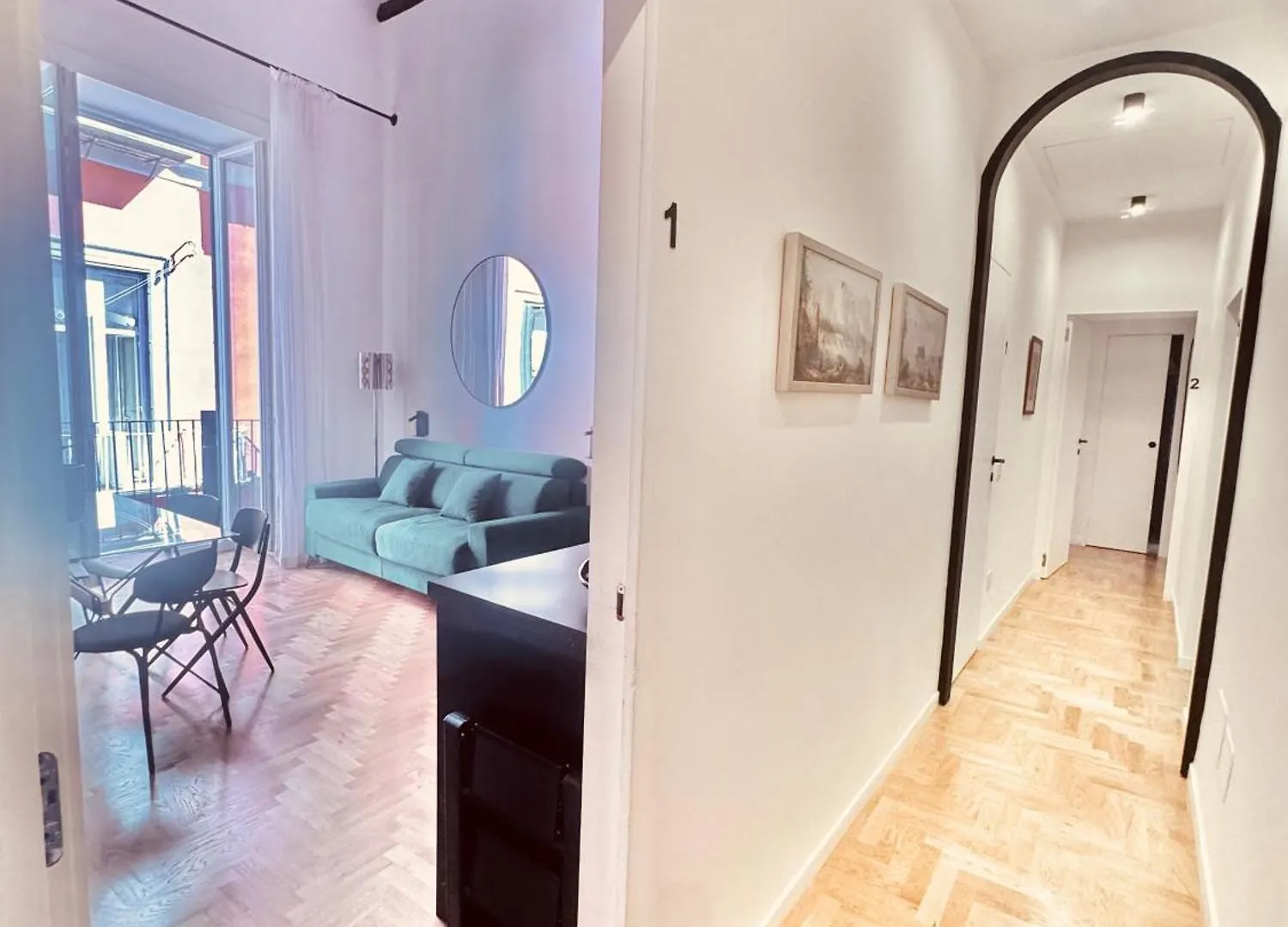 Alma De Chiaja - Design Suites & Apartments Neapel
